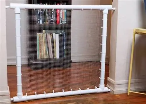 DIY PVC potrubie Pet Gate