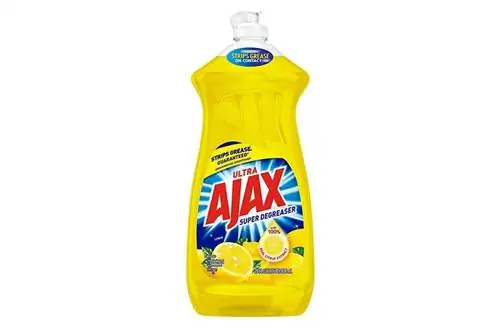 Is Ajax-afwasmiddel veilig voor katten en is het effectief voor het schoonmaken?