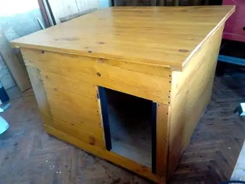 Rumah Anjing Pallet Daur Ulang oleh Easy Pallet Ideas