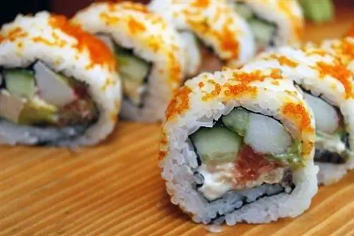 bữa ăn sushi