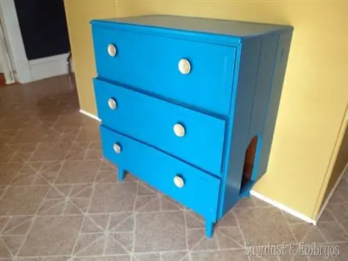 DIY Dresser Litter Box Bao vây