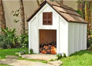 The Coastal Cottage fra Designer Dog Houses