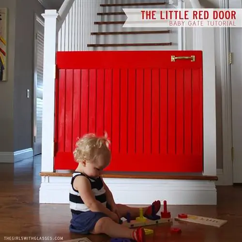 The_Little_Red_Door_Baby_Gate_Урок