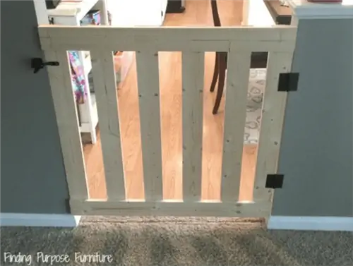 10_Minute_DIY_Baby_Gate