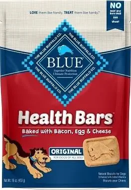 Baa za Blue Buffalo He alth Zimeokwa kwa Bacon, Egg & Cheese Dog Treats