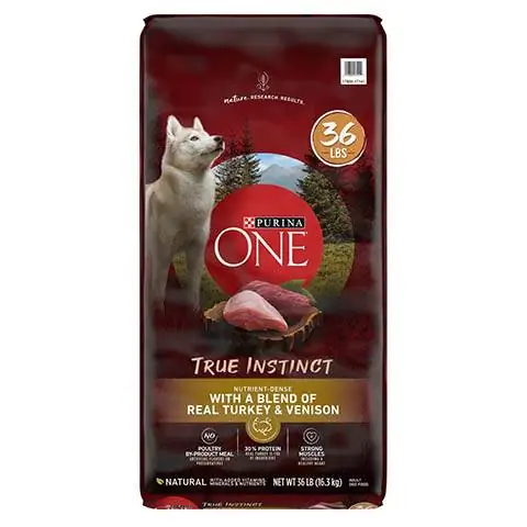 Purina One Natural True Instinct amb menjar ric en proteïnes de gall dindi i cérvol real