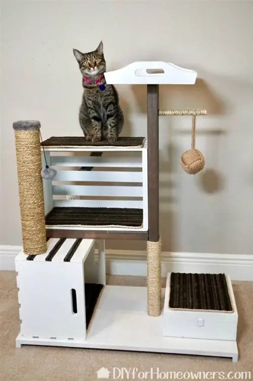 Upcycled Cat Tree-Mother Daughter Projects