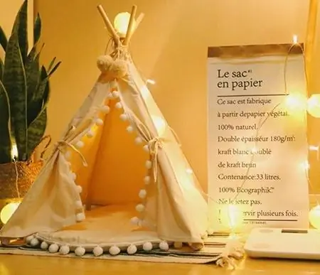 Little Dove Pet Teepee Với Pompoms