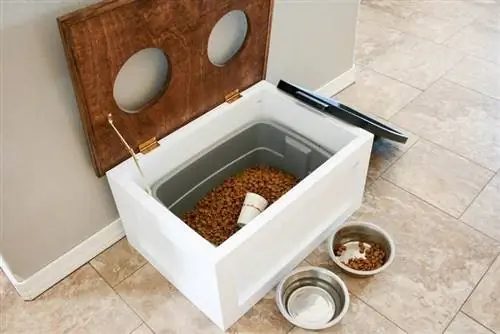 Tus tswv Builder Network Dog Food Station with Storage