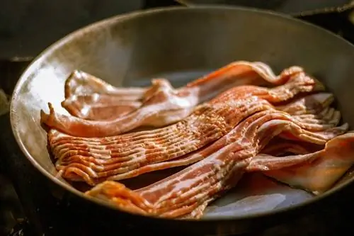 bacon i en gryde